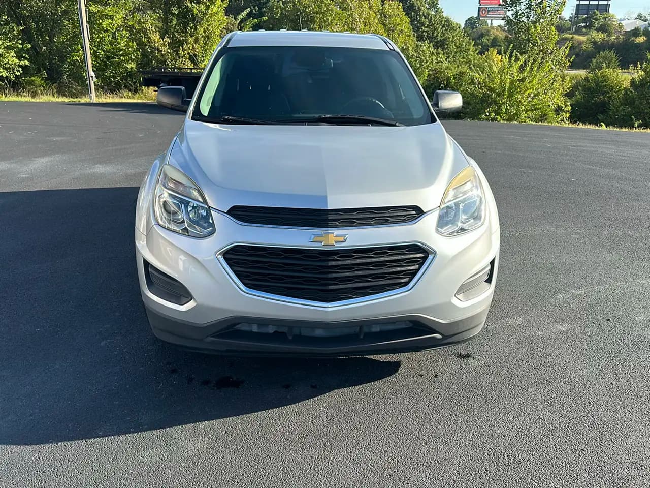 2017 Chevrolet Equinox LS, photo 1
