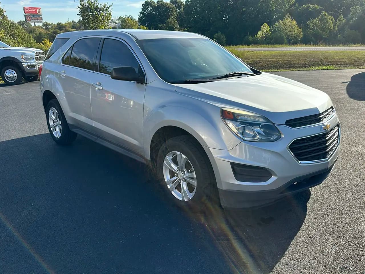 2017 Chevrolet Equinox LS, photo 3