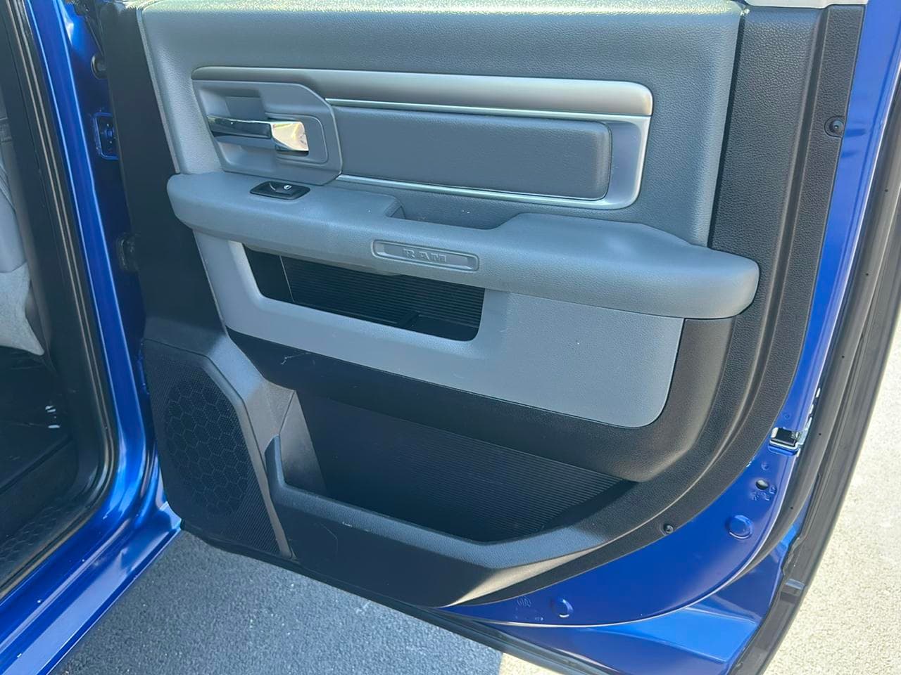 2016 Ram 1500 Crew Cab Outdoorsman, photo 19