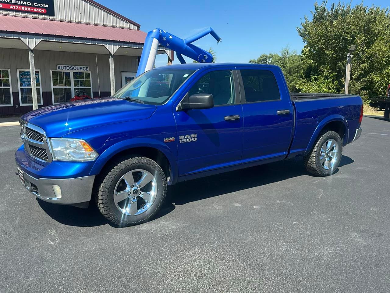2016 Ram 1500 Crew Cab Outdoorsman, photo 1