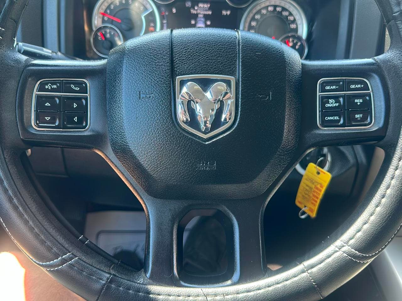 2016 Ram 1500 Crew Cab Outdoorsman, photo 12